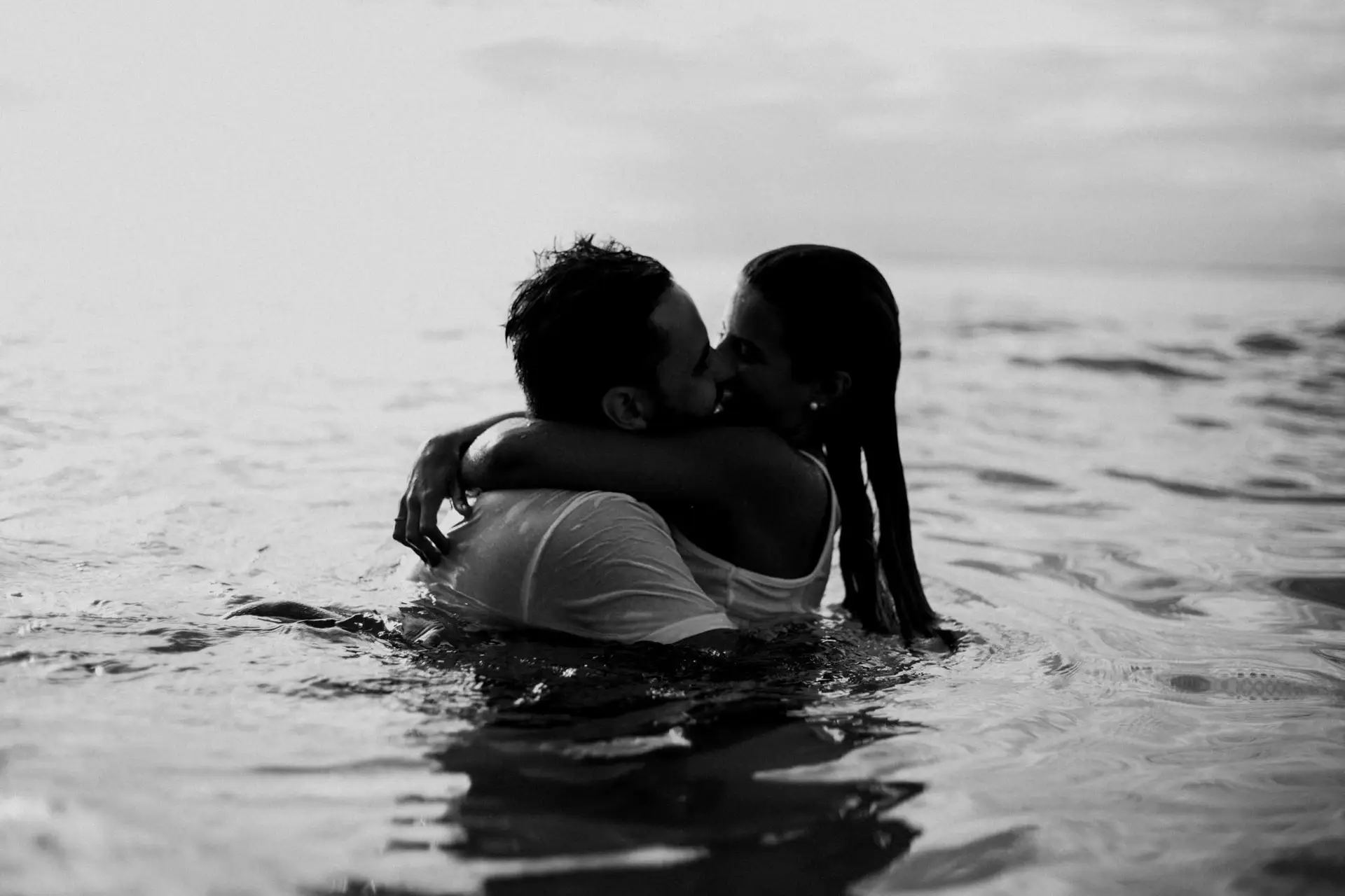 Kissing in ocean